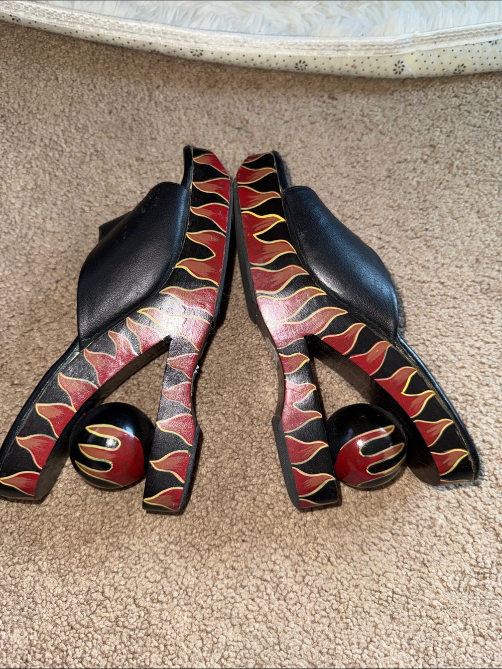 Vintage unique wooden hand painted mules - Picture 2 of 15